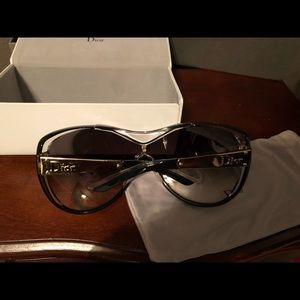 Christian Dior striking oversized sunglasses